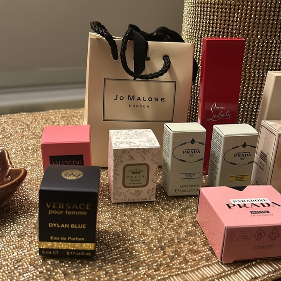 Designer perfume collection - Picture 3 of 9